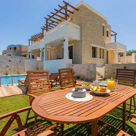 Roupes Villa I, Family Villa, Fantastic Views, Private Pool Roupai